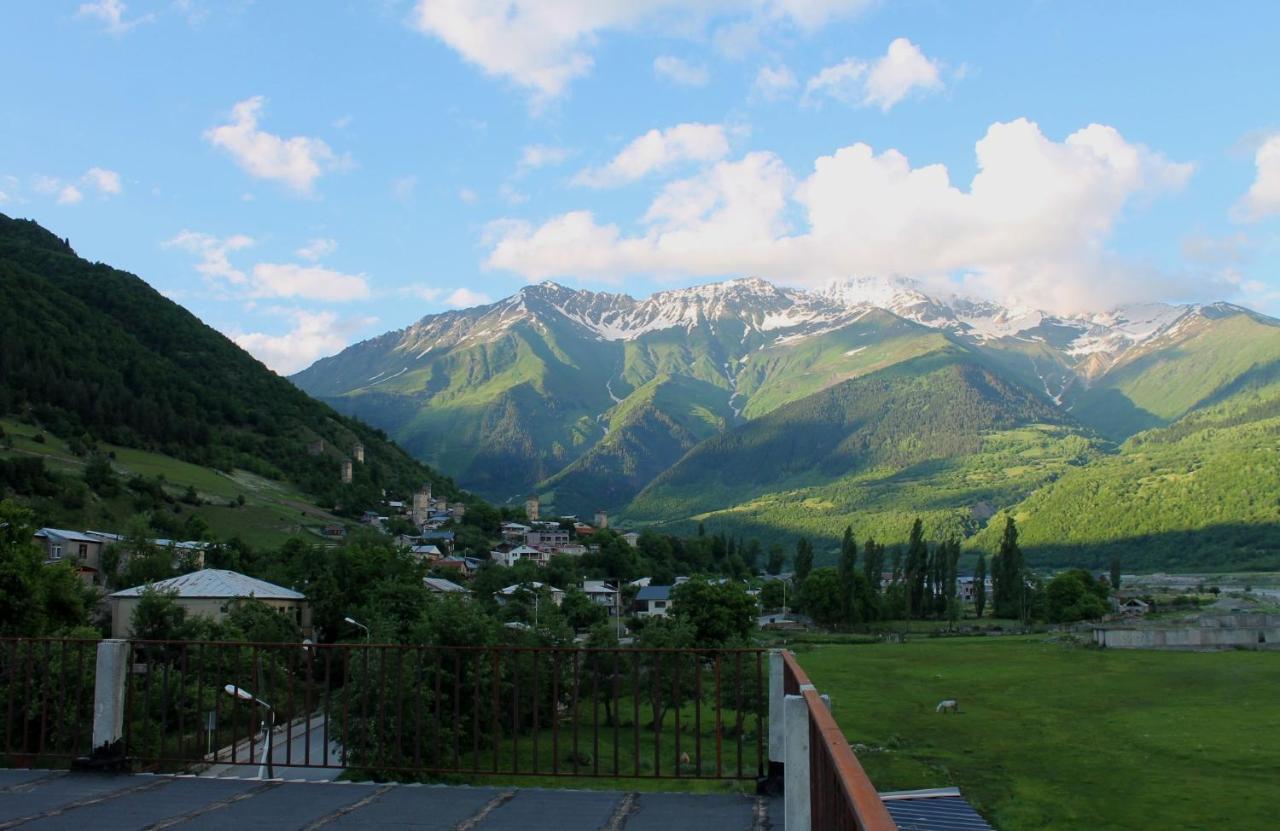 Hotel Marliza Mestia Bagian luar foto