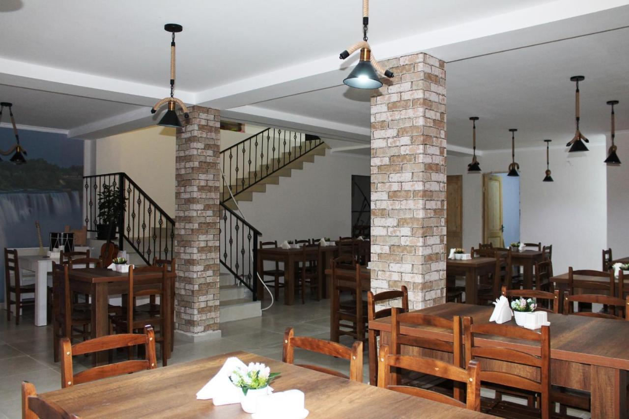 Hotel Marliza Mestia Bagian luar foto