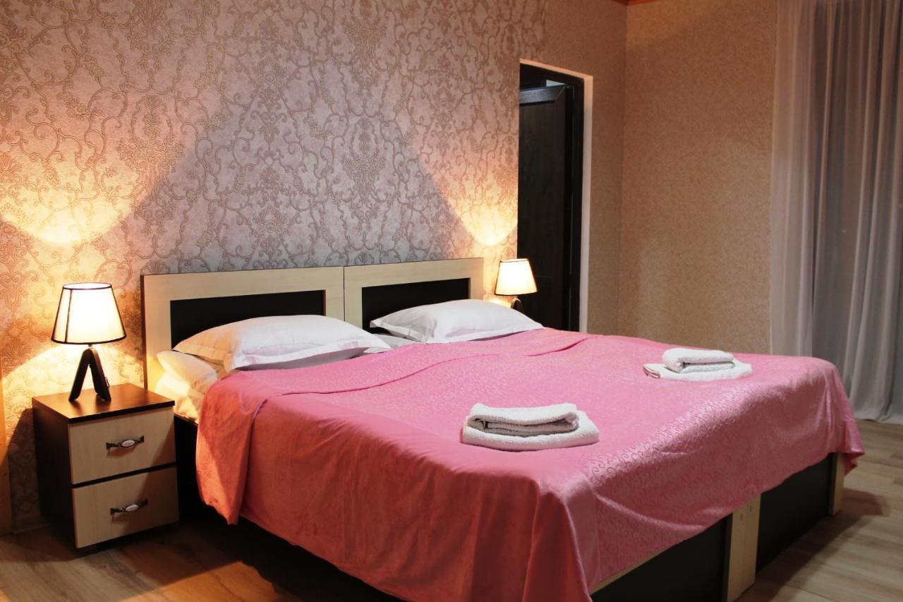 Hotel Marliza Mestia Bagian luar foto