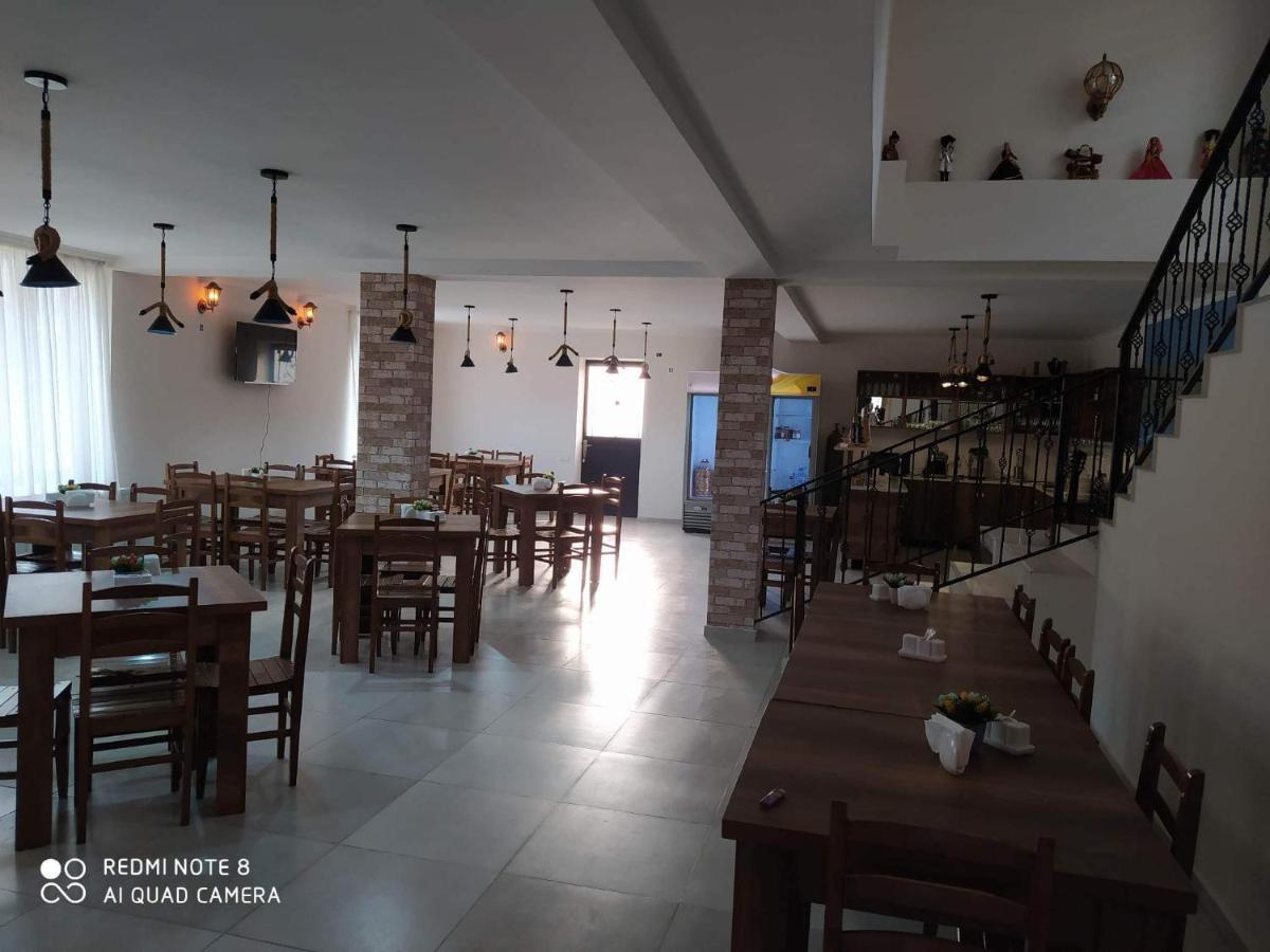 Hotel Marliza Mestia Bagian luar foto