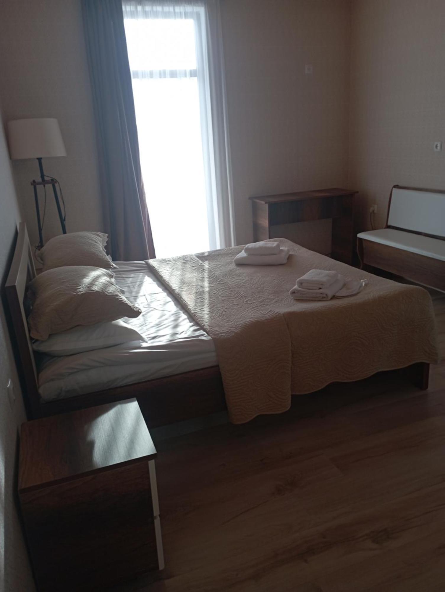 Hotel Marliza Mestia Bagian luar foto